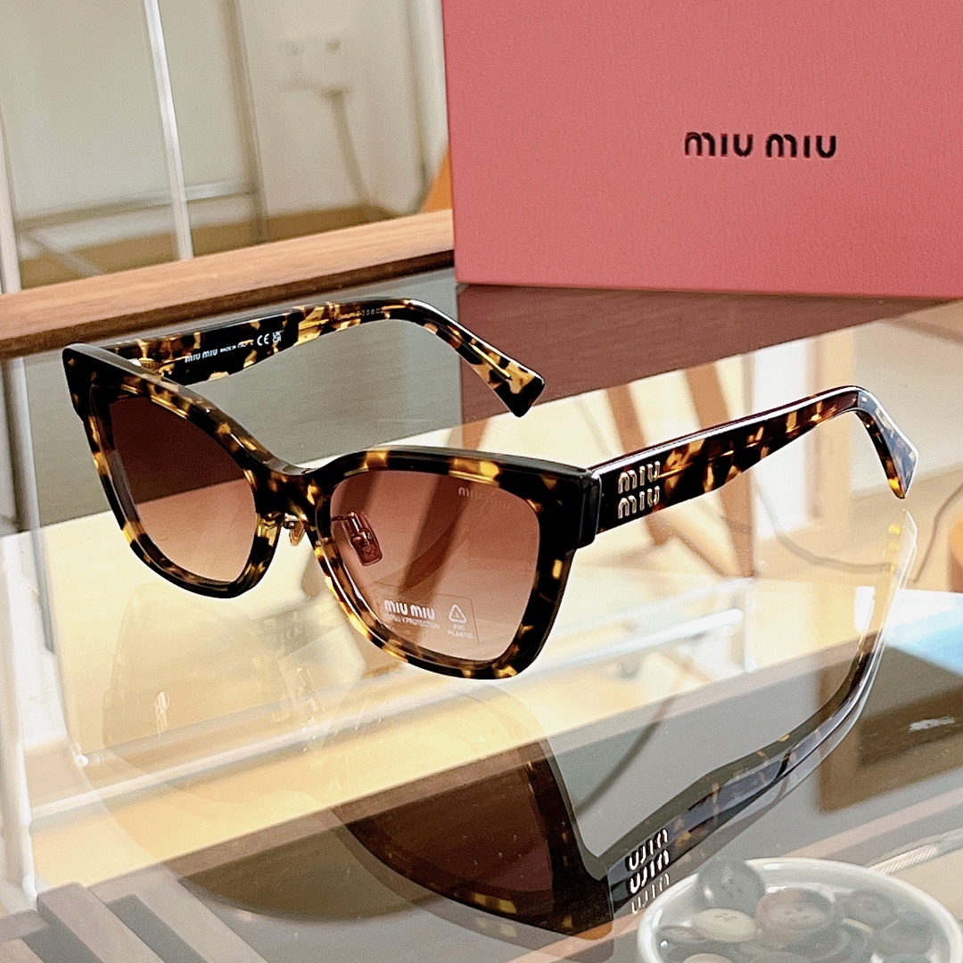 Miu Miu Mod:02ZS Size:56