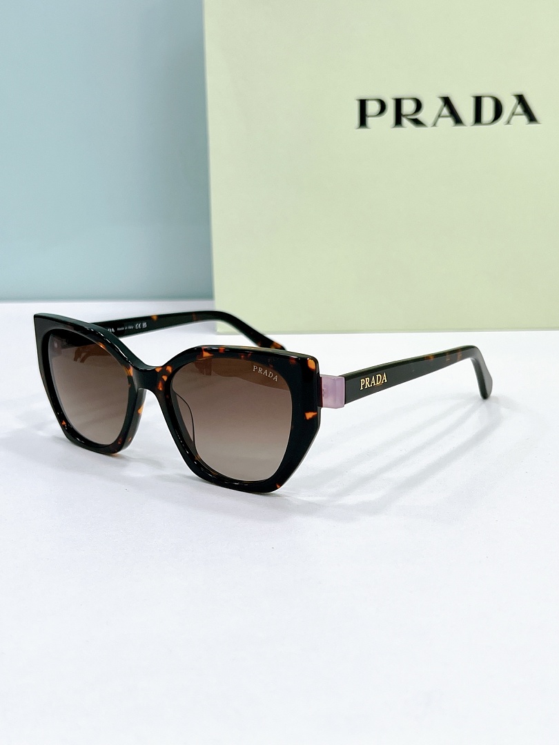 Prada ModelPRA03Size:53 - Image 7