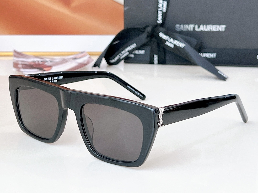 SAINT LAURENTMODEL:SLM131 SIZE:52, photo 1
