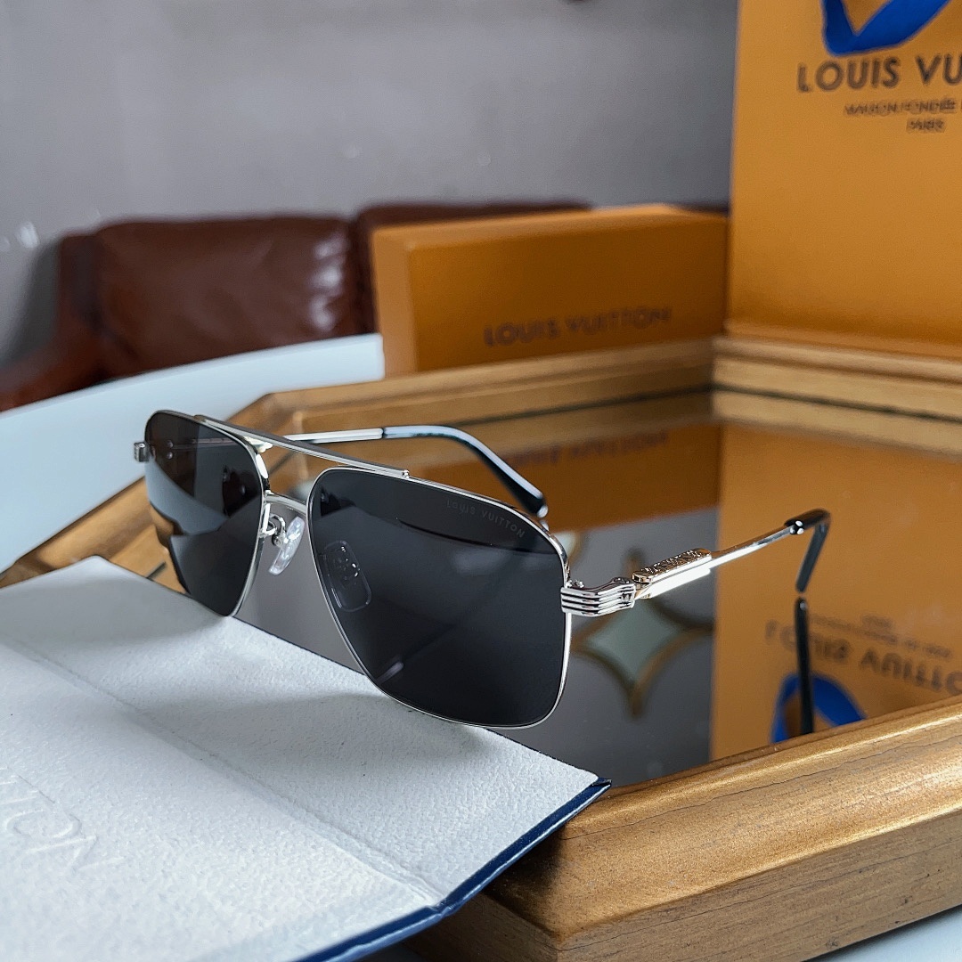 Other LOUIS VUITTONMODEL:Z1241SIZE:60