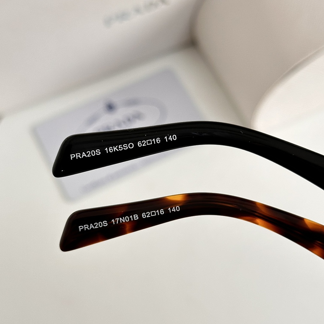 Prada MODEL PRA20SSIZE 62 16-140_ - Image 3