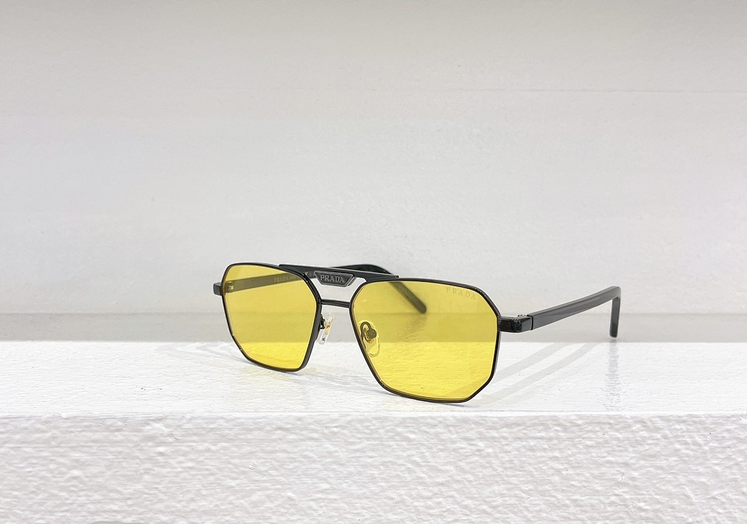Prada MODEL:SPR 58YSIZE:57 15-145_678