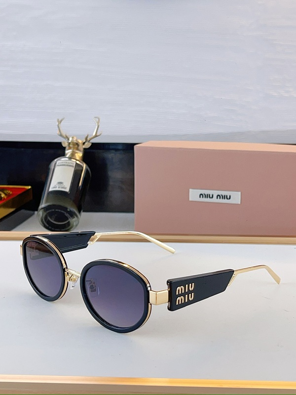 Miu Miu Miu Miu MOD SMU63WS51, photo 1