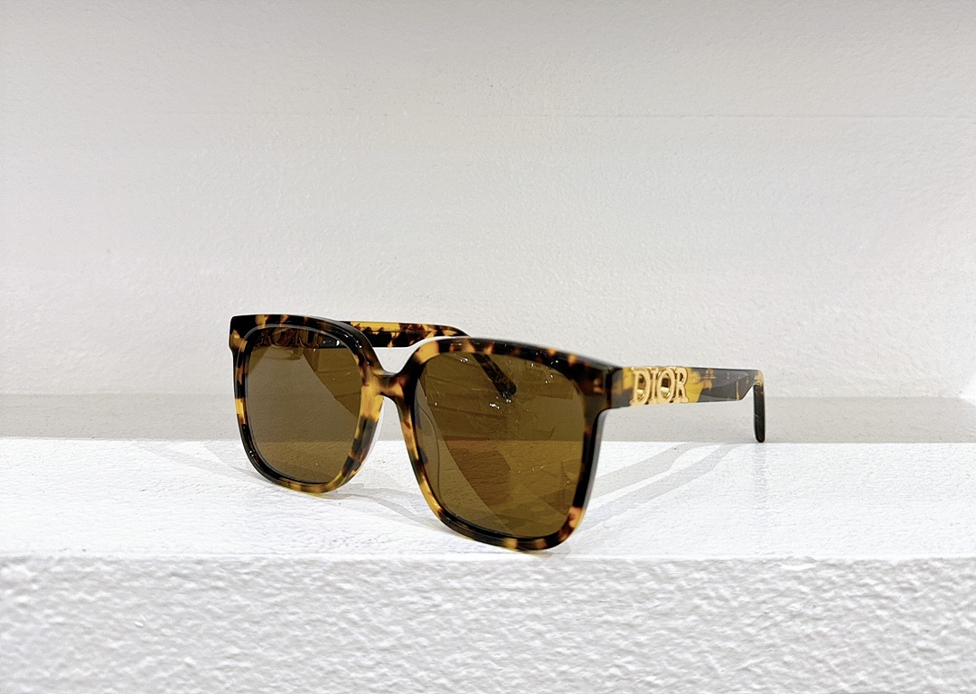 Other DIORMODEL:CD 8601SIZE:55 18-145_ - Image 7