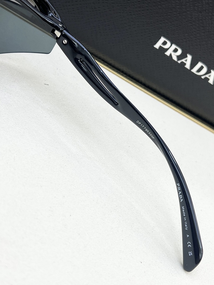 Prada MODEL:SPRA25SIZE:47 - Image 5