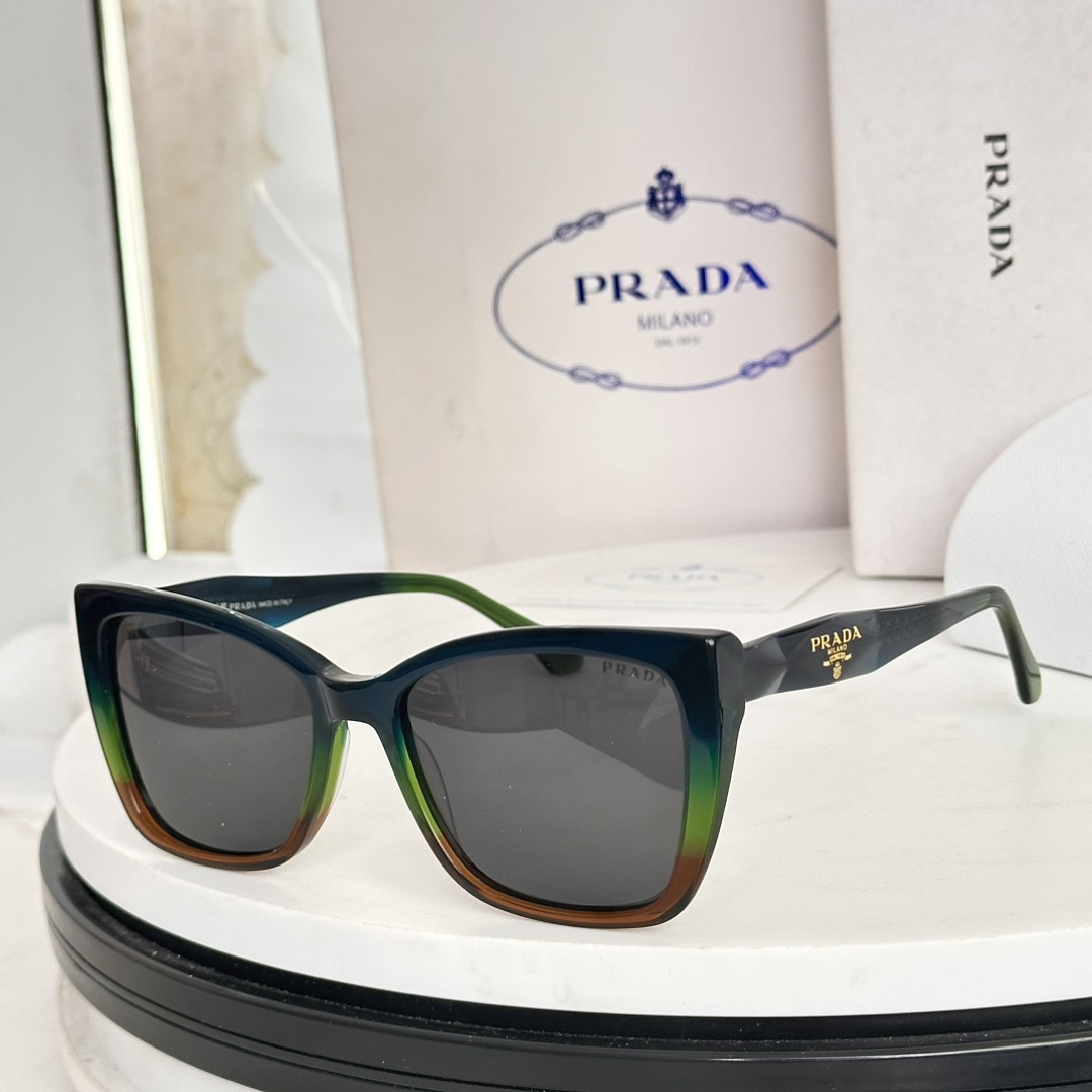 Prada PRAD MODEL:F2857 SIZE:56