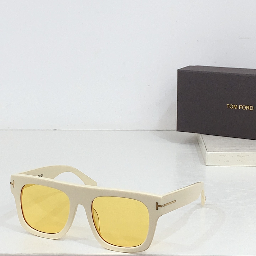 Other TOM FORD Model No : FT0711 53 - Image 4