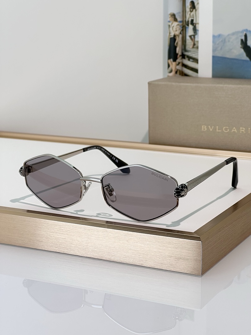 Other BVLGARIMODBV40082ISIZE56 17, photo 1