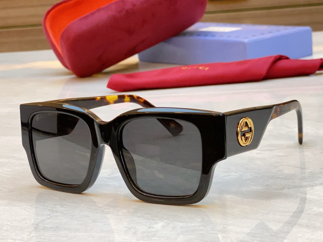 Other GUCCIMODEL:GG1663S,SIZE:52