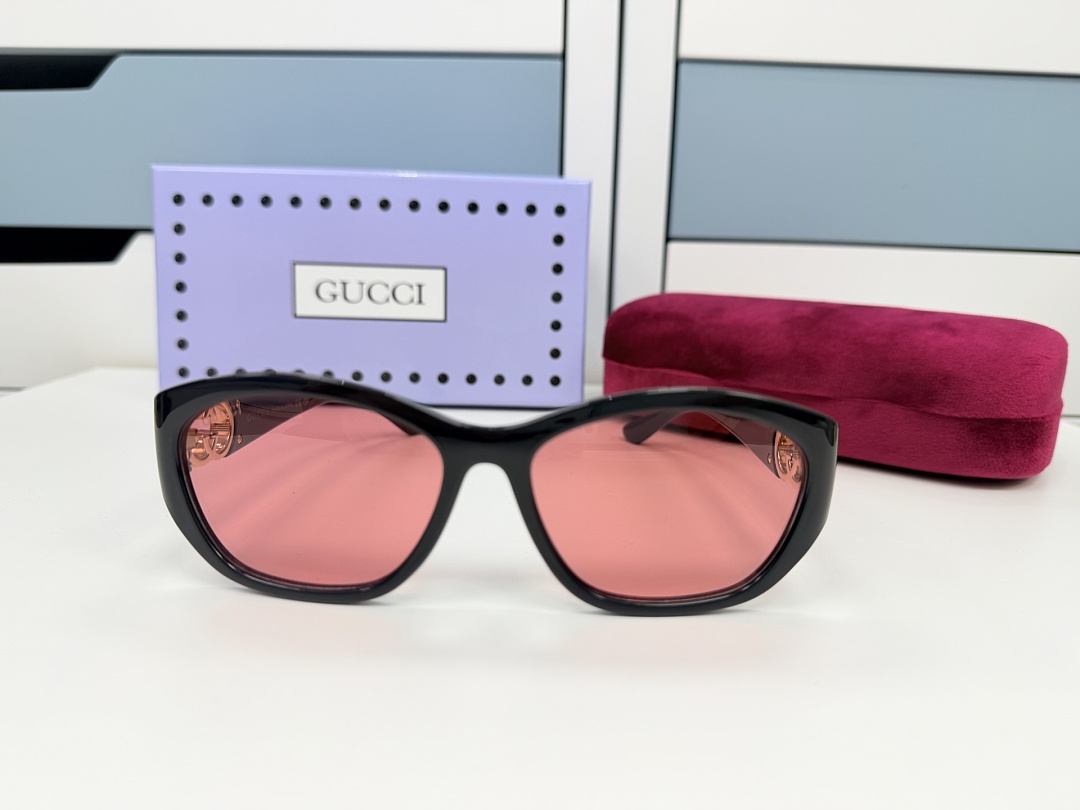 Other GUCCI GG1826SK - Image 8
