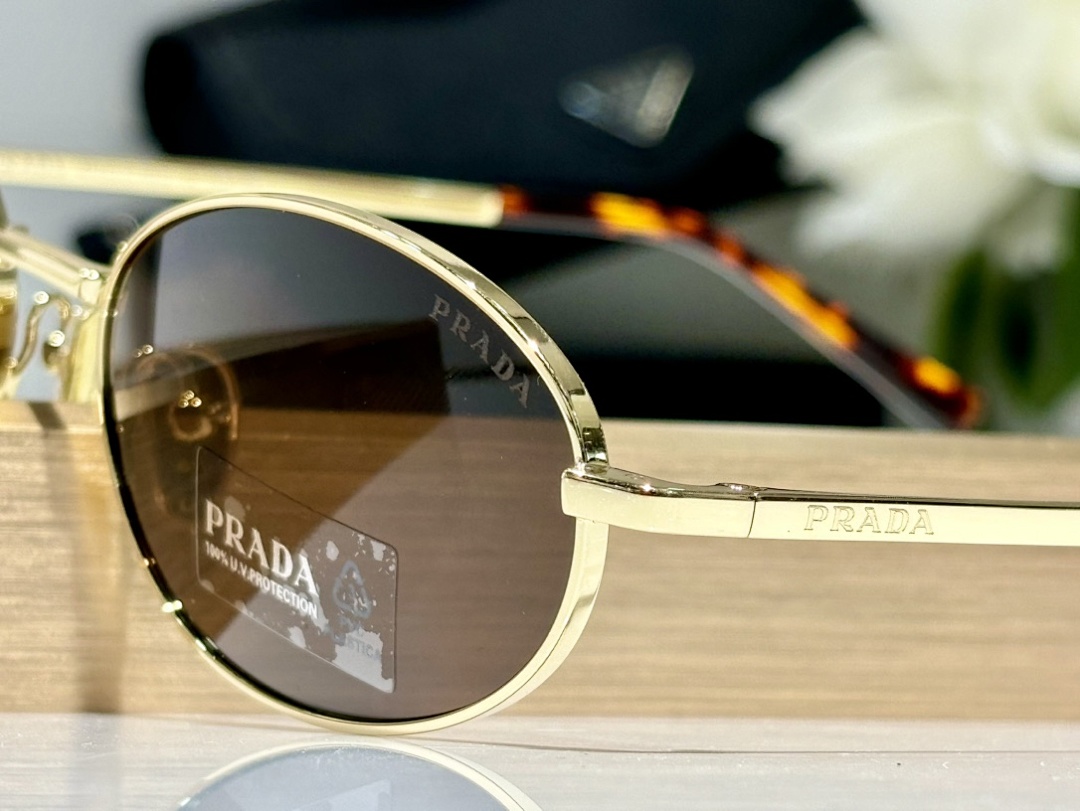 Prada Mod:SPR A59SSize:59 - Image 4