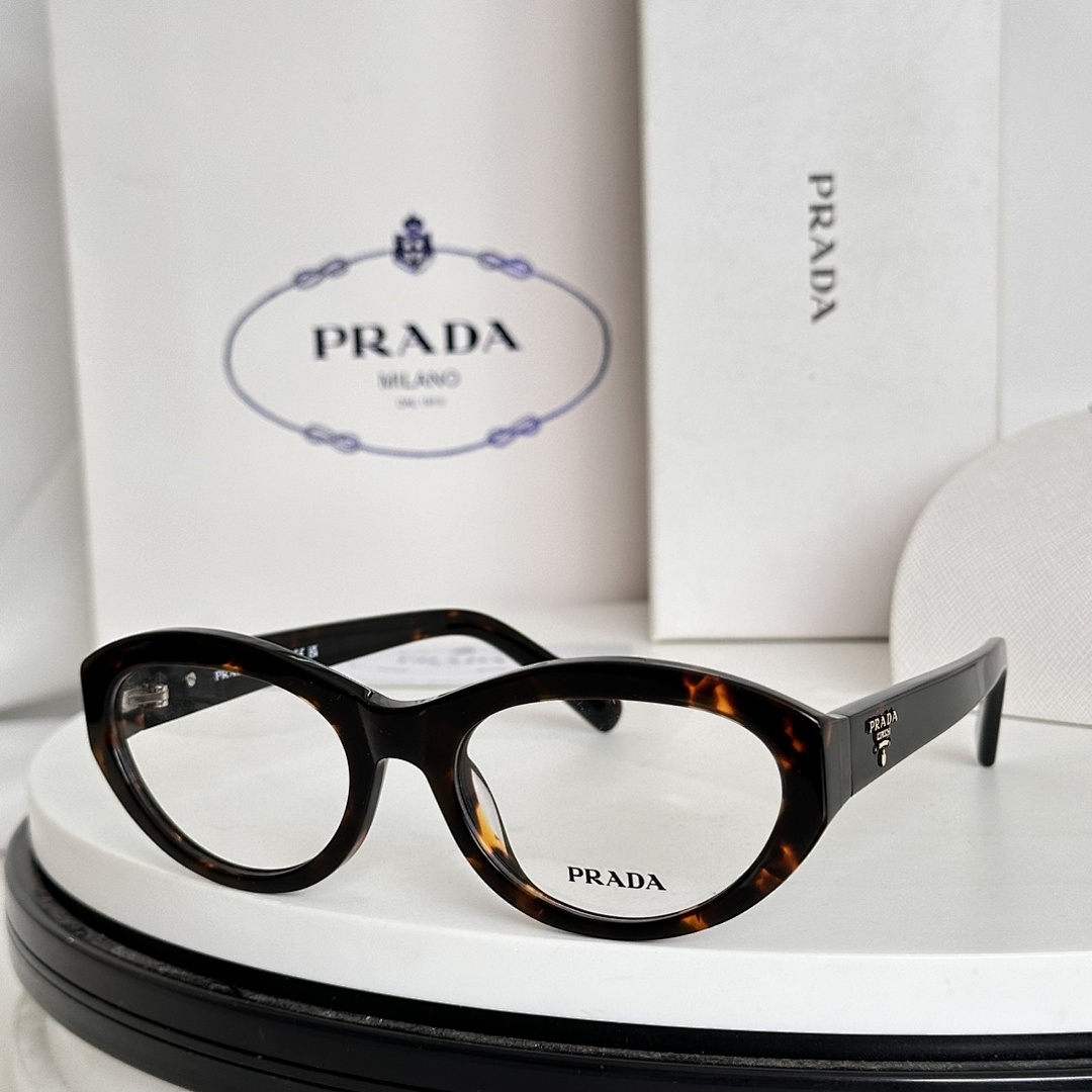 Prada PR03YV53
