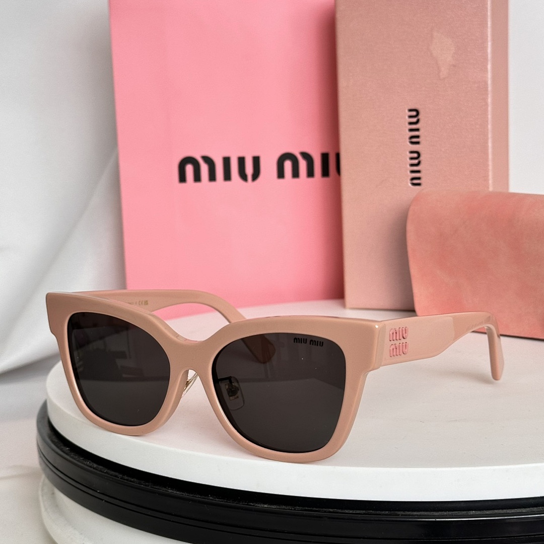 Miu Miu MODELMU02ZSSIZE:56 - Image 7