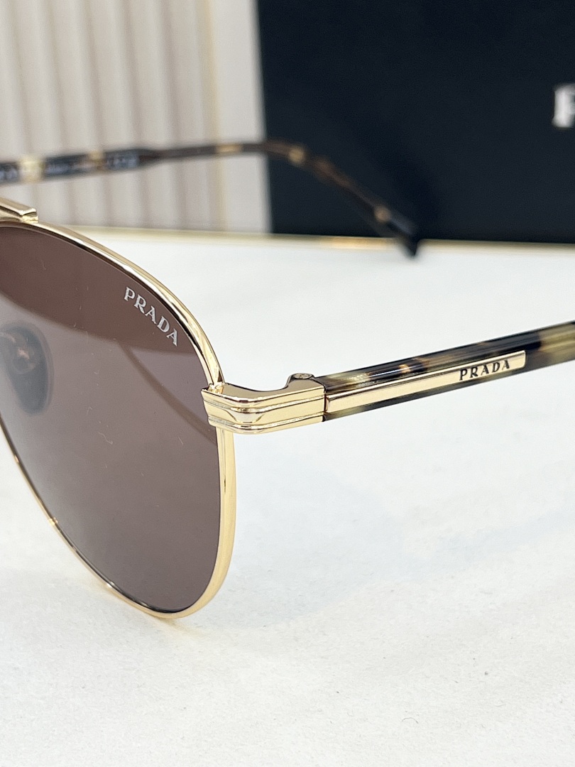 Prada MODELSPR A58 SIZE 61 - Image 4
