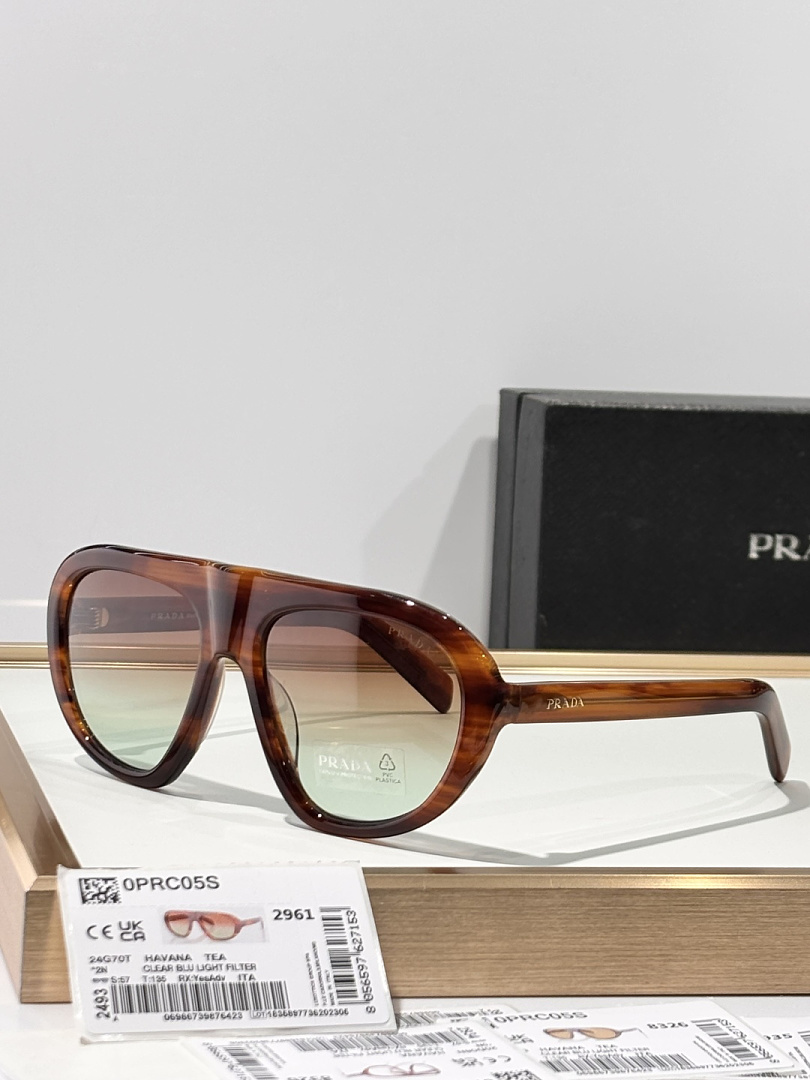 Prada Oversized PradMod :SPR C05Size :57 18-135Originial qualityThe Same Style As Kendall Jenner - Image 9