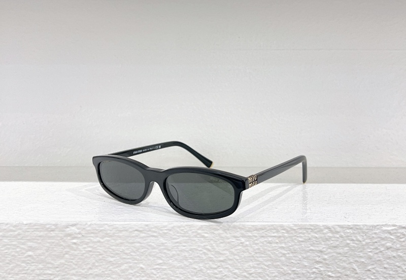 Miu Miu MODELMUA06S SIZE:53 18-130_