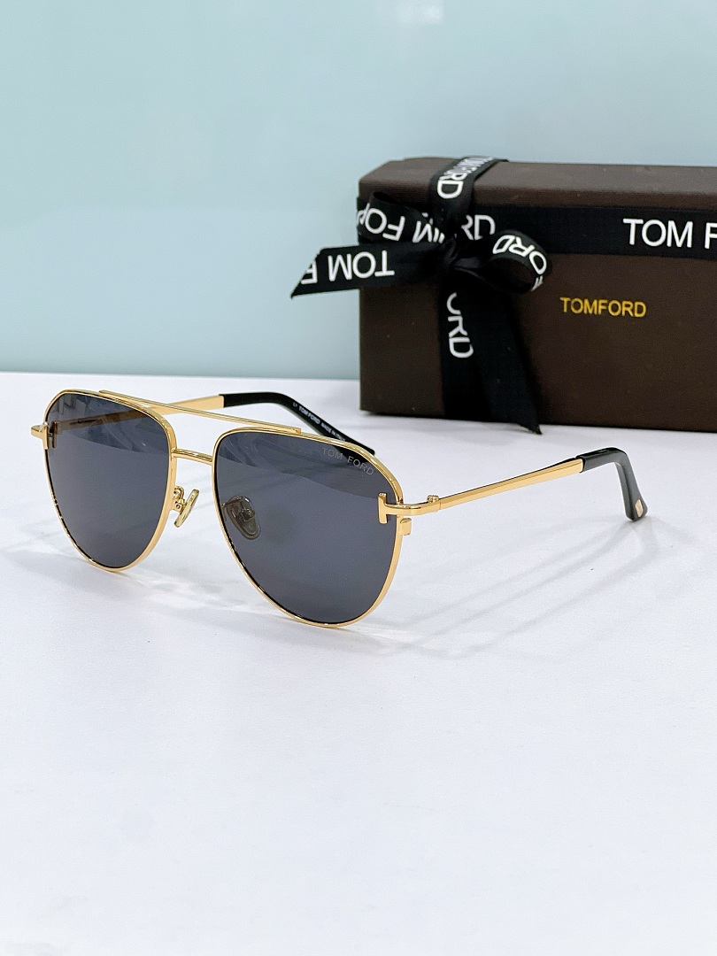Other TOM FORDModelFT1290.58 - Image 8
