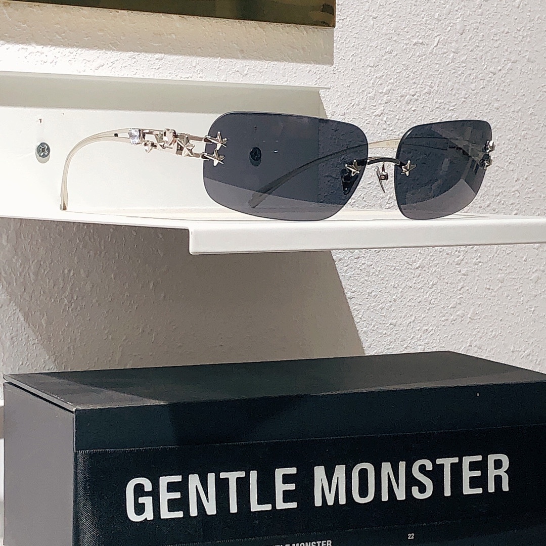 Other GENTLE MONSTENMODEL GLITTERSIZE:64, photo 1