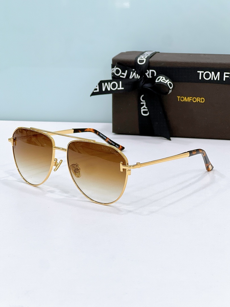 Other TOM FORDModelFT1290.58 - Image 4