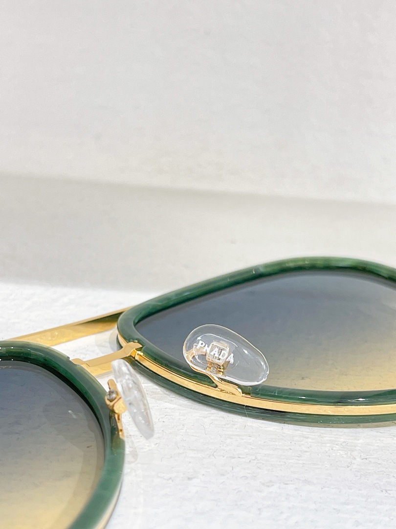 Prada MODEL:PR 186VS SIZE:58 - Image 2
