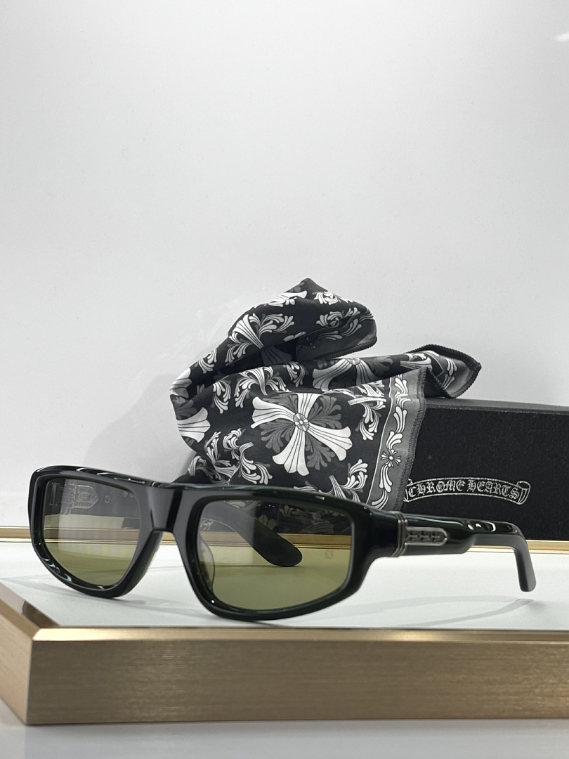 Chanel Chrome HeartsMod:T.HUTCHSize:58, photo 1