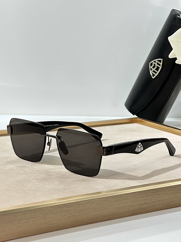 Chanel Chanel MAYBACHTHE MAGIC I Size:59, photo 1