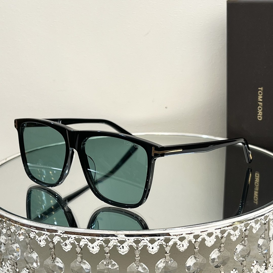 Other TOM FORDMODEL:TF832SIZE:59 - Image 8