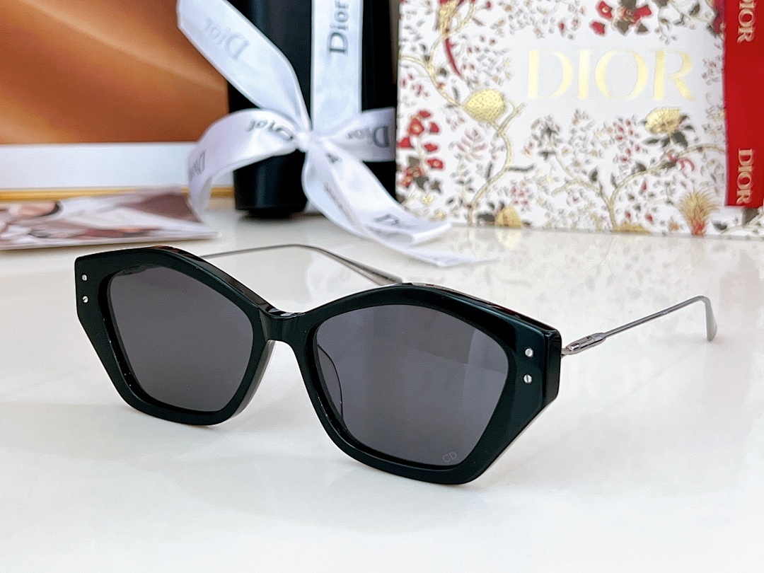 Other Dior MISSDIORS1U SIZE:56 18-135_ - Image 8