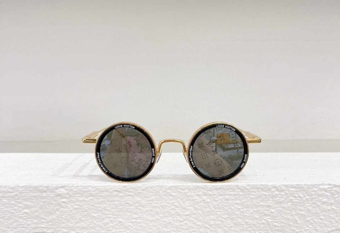 Other LOUIS VUITTON MODEL:Z2223U SIZE:44 - Image 2