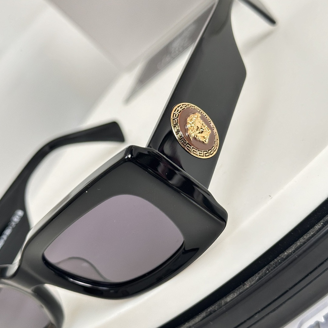 Other VERSACE VE4474U :52 - Image 4