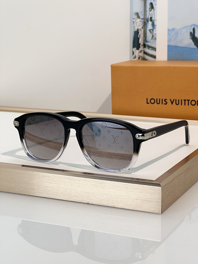 Other Louis VuittoMod :Z3075USize :53