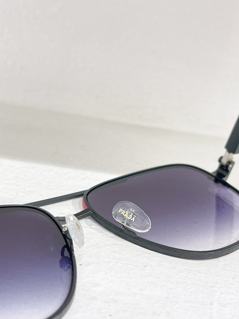 Prada MODEL:PR 50YS SIZE:62 - Image 2