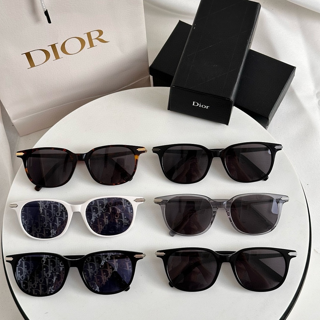 Other DIORMODEL: - Image 2