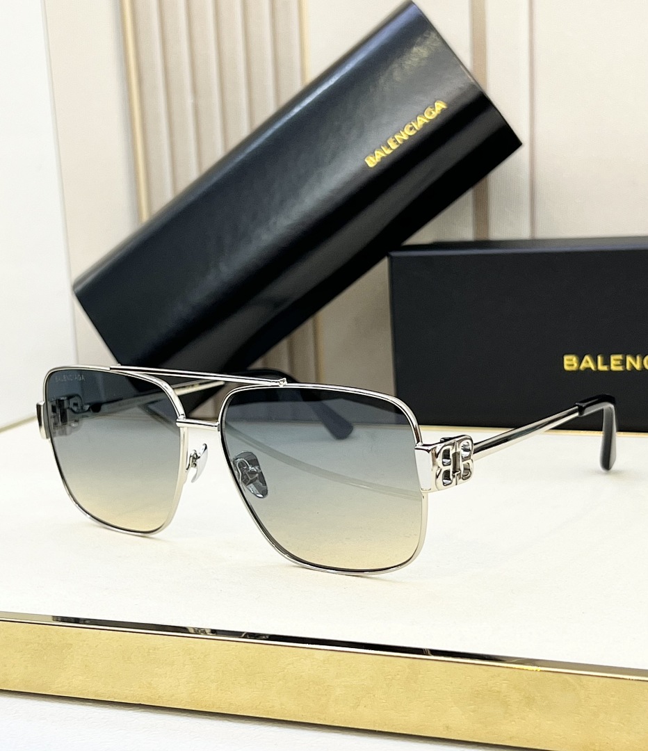 Balenciaga MODEL:BB04001SIZE:61, photo 1