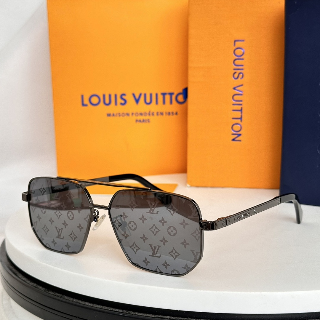 Other LOUIS VUITTONMODEL:Z3109USIZE:50 20-145_130
