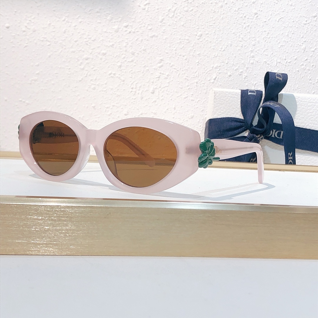 Other DIORMod:Dior Clover B1FSize:54