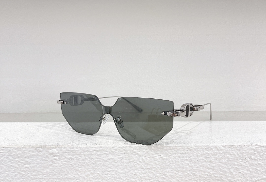 Other DIORMODEL:CD M3U SIZE:00 00-140_