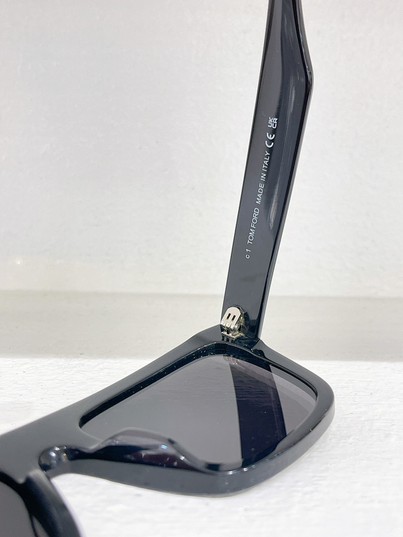 Other TOM FORDMODEL:FT1077 SIZE:55 - Image 3