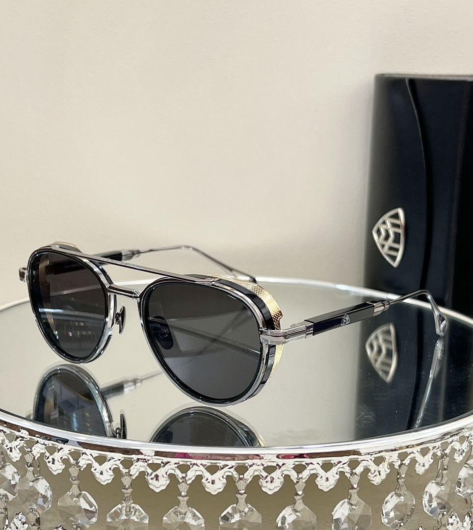 Chanel Chanel MAYBACHMODEL:THE PADKYLOBSIZE:52 21, photo 1