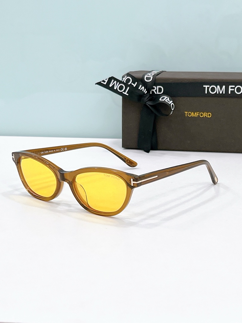 Other TOM FORDModelFT131052 17-140_ - Image 4