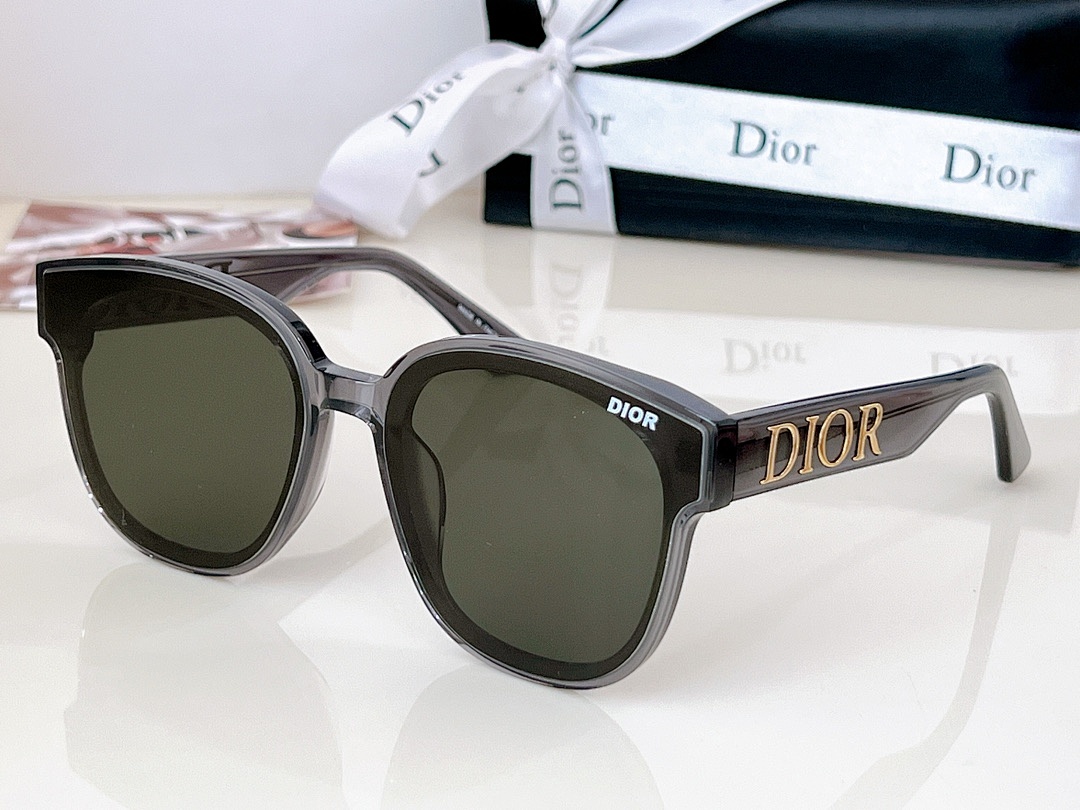 Other DIOR 8067 50