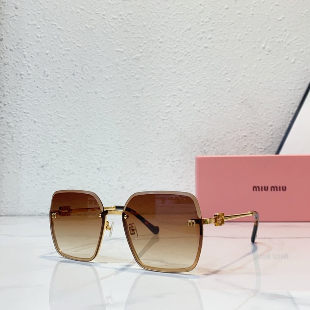 Miu Miu MiuMiuMOD:SMU252Yssize:61