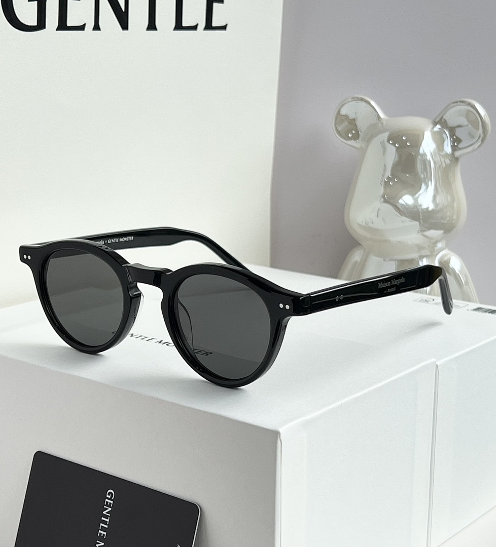 Other GENTLE MONSTERMODELMM116SIZE:46, photo 1
