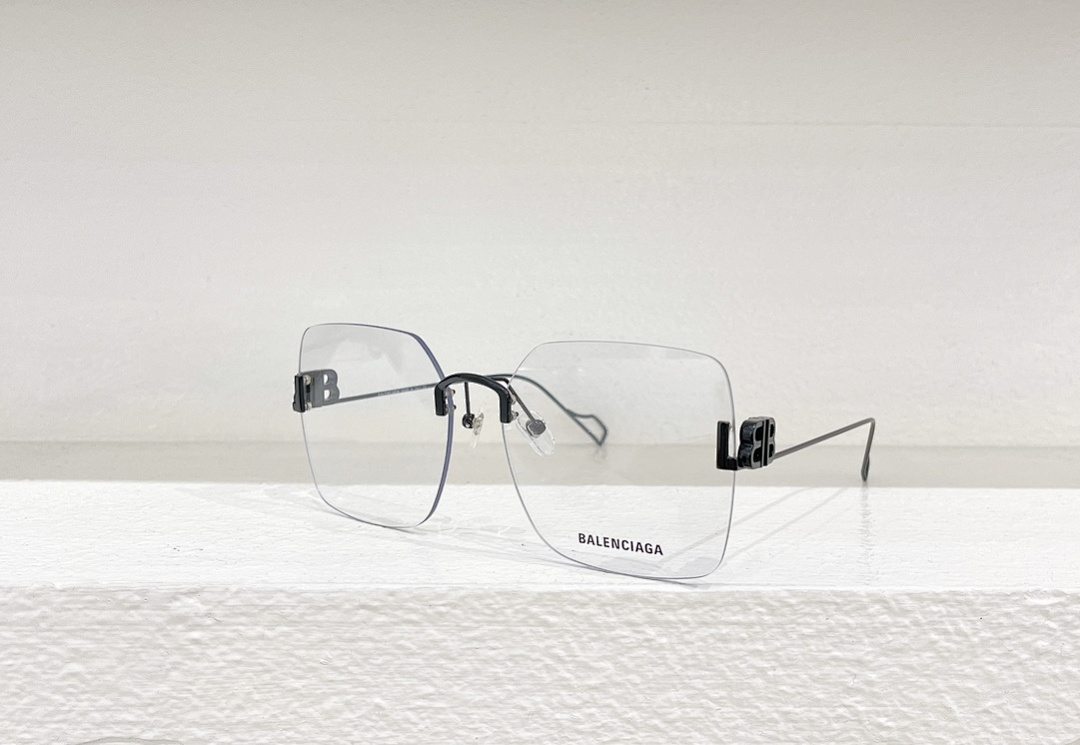 Balenciaga MODEL:BB0113O SIZE:60, photo 1