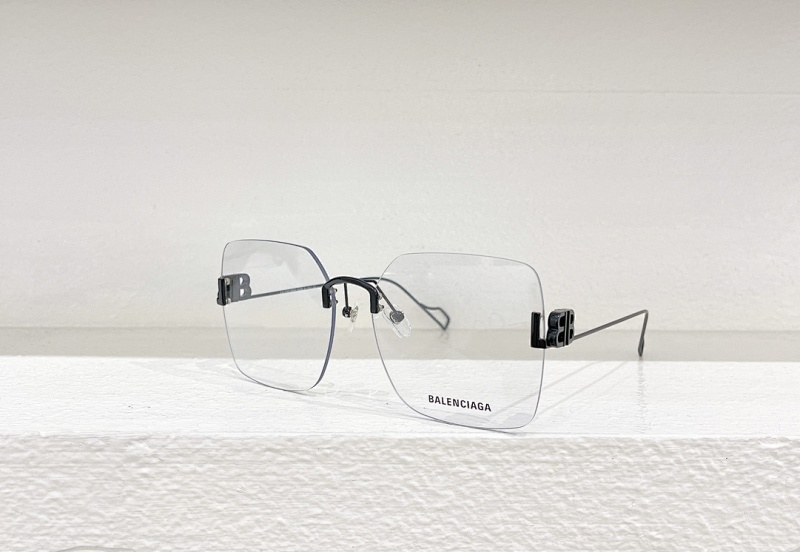 Balenciaga MODEL:BB0113O SIZE:60, photo 1