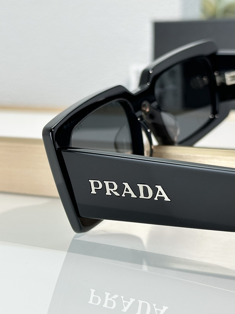 Prada SModSPRA07Size54 - Image 5