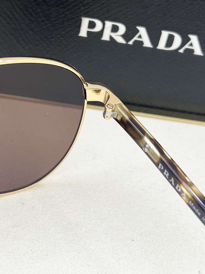 Prada MODELSPR A58 SIZE 61 - Image 3