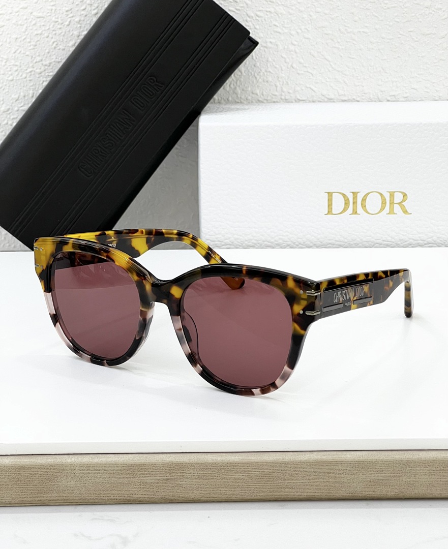 Other DIORMODEL:DioSignature B4ISIZE:52
