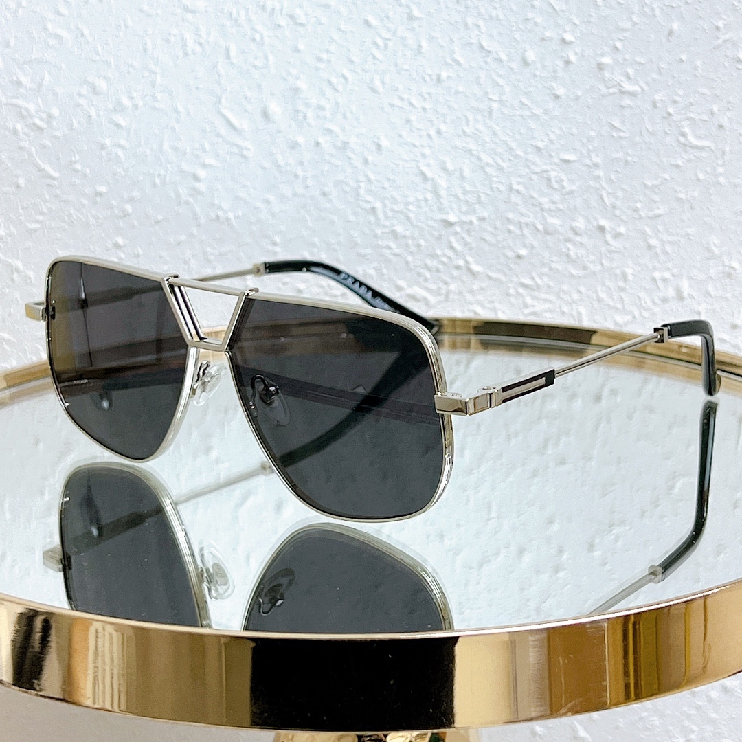 Prada SPR86Size:60