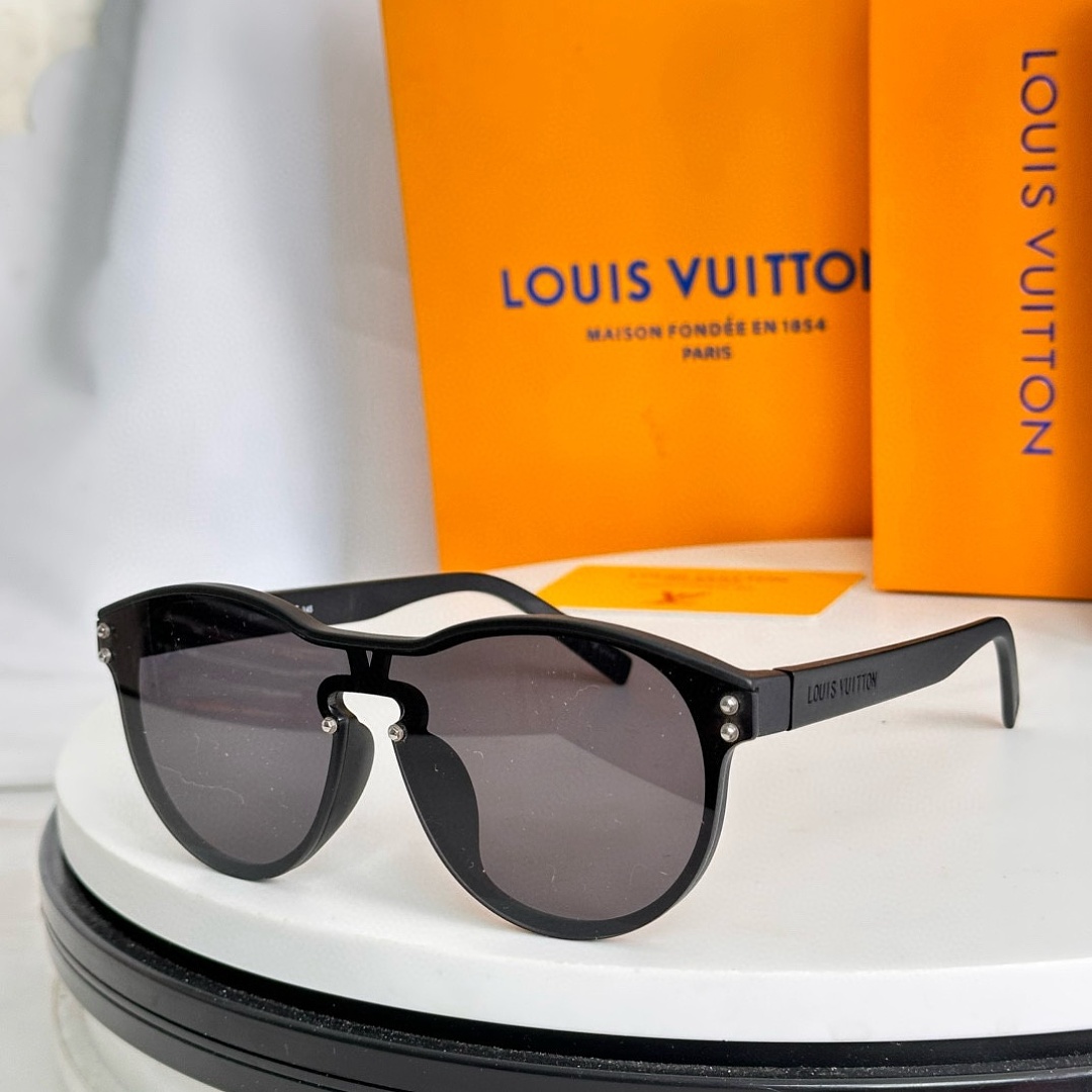 Other LOUIS VUITTOMODEL:Z1333E,Z1485E,Z1332,Z1330,SIZE:58-19-145. - Image 2